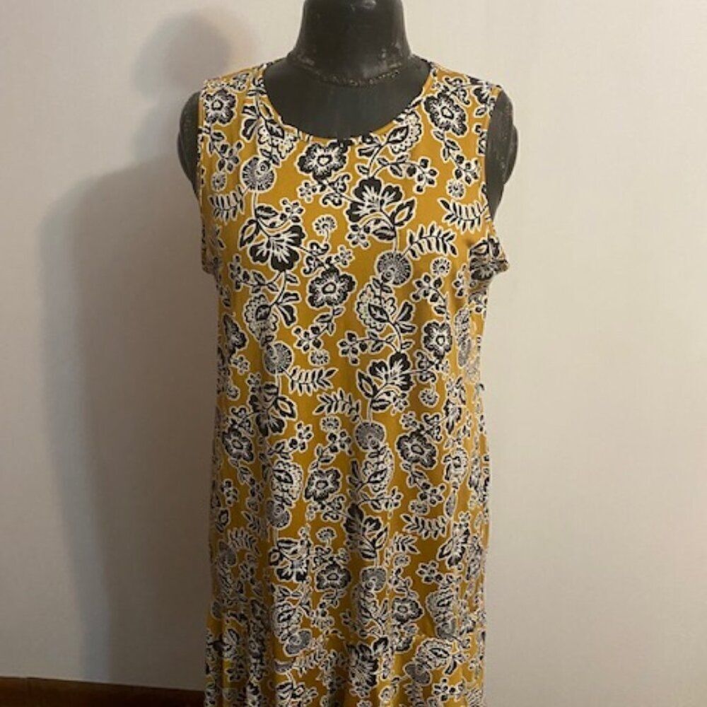 Emma & Michele Gold/Black/White Floral sleeveless dress, size L